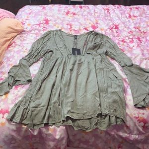 This is a good quality summer swimsuit cover up!!